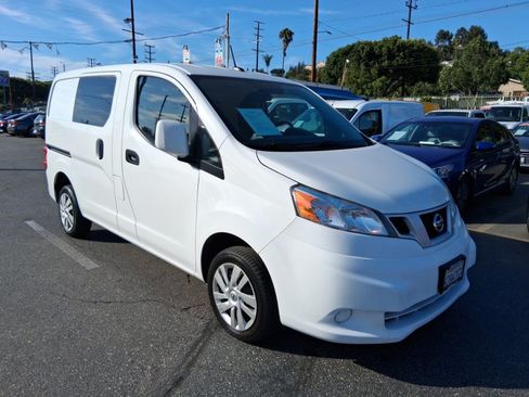 Used 2021 Nissan NV200 SV w/ Sliding Door Glass Package FWD image 1