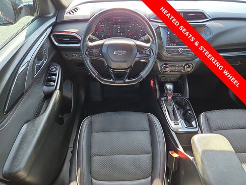 Used 2022 Chevrolet TrailBlazer RS FWD image 11