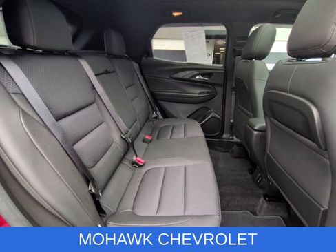 Used 2023 Chevrolet TrailBlazer RS w/ Sun and Liftgate Package AWD/4WD image 29