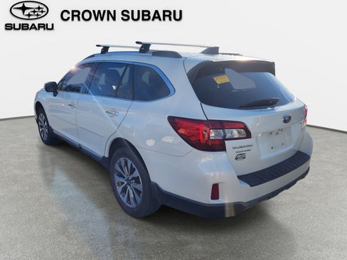 Used 2017 Subaru Outback 2.5i Touring w/ Popular Package #5A image 2