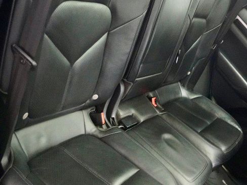 Used 2013 Porsche Cayenne S AWD/4WD image 8
