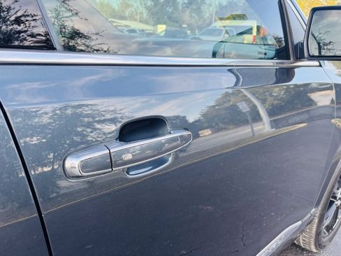 Used 2019 GMC Acadia Denali w/ Technology Package image 10