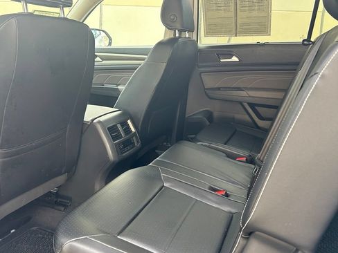 Used 2022 Volkswagen Atlas SE FWD image 36
