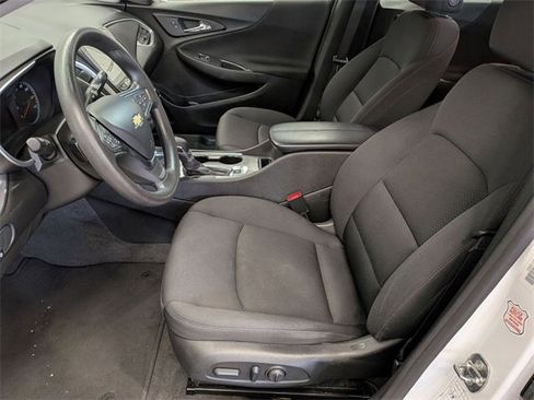 Used 2024 Chevrolet Malibu LT image 12