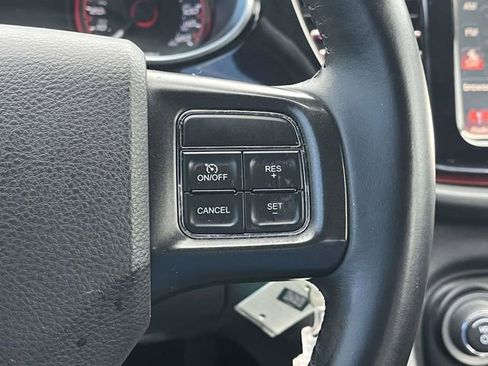 Used 2015 Dodge Dart SXT image 26