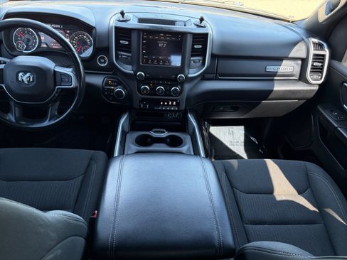 Used 2021 RAM 1500 Big Horn AWD/4WD image 17