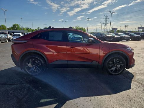 New 2026 Toyota C-HR AWD/4WD image 6