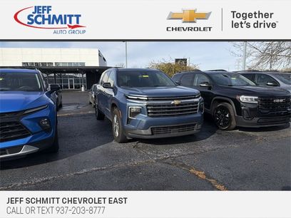 Certified 2025 Chevrolet Traverse LT