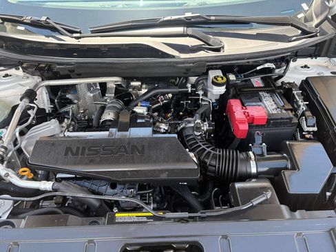 Used 2026 Nissan Rogue SL FWD image 34