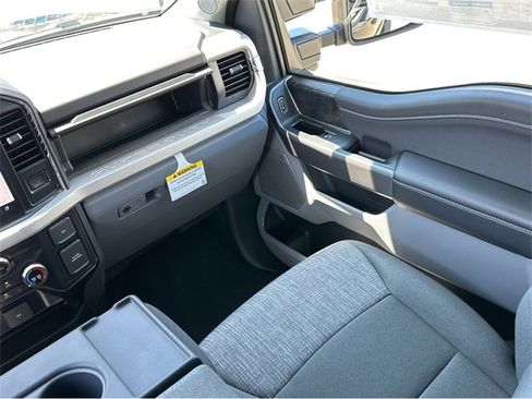 New 2025 Ford F350 XLT w/ Black Appearance Package image 14
