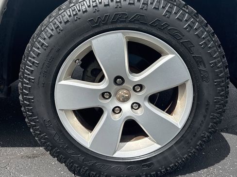 Used 2009 Dodge Ram 1500 Truck SLT w/ Big Horn Regional Pkg AWD/4WD image 9