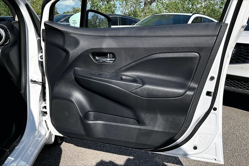 Used 2025 Nissan Versa SV w/ Trunk Package FWD image 23