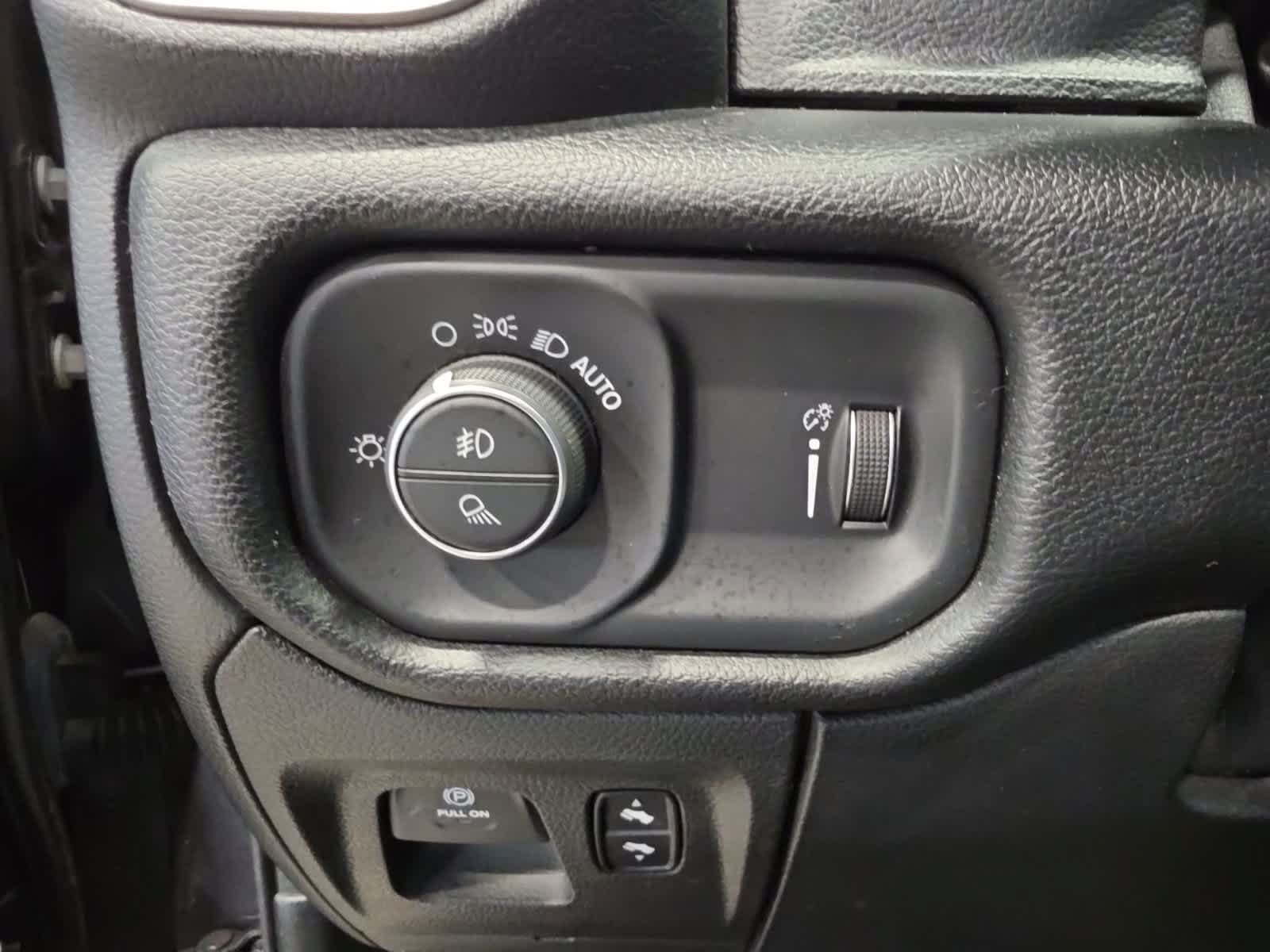 Used 2021 RAM 1500 Big Horn AWD/4WD image 19