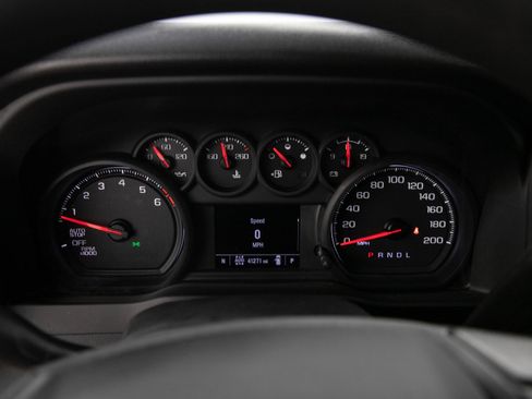 Used 2023 Chevrolet Silverado 1500 Custom AWD/4WD image 27