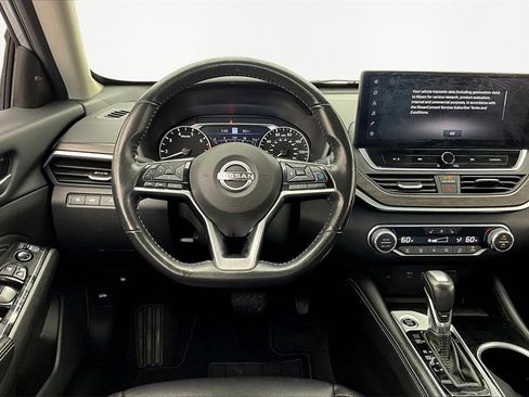 Used 2023 Nissan Altima 2.5 SL image 5