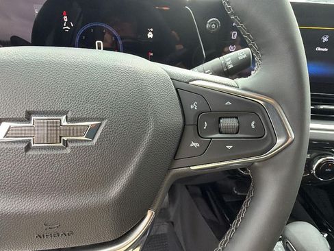 New 2026 Chevrolet Trax ACTIV w/ Sunroof Package FWD image 24