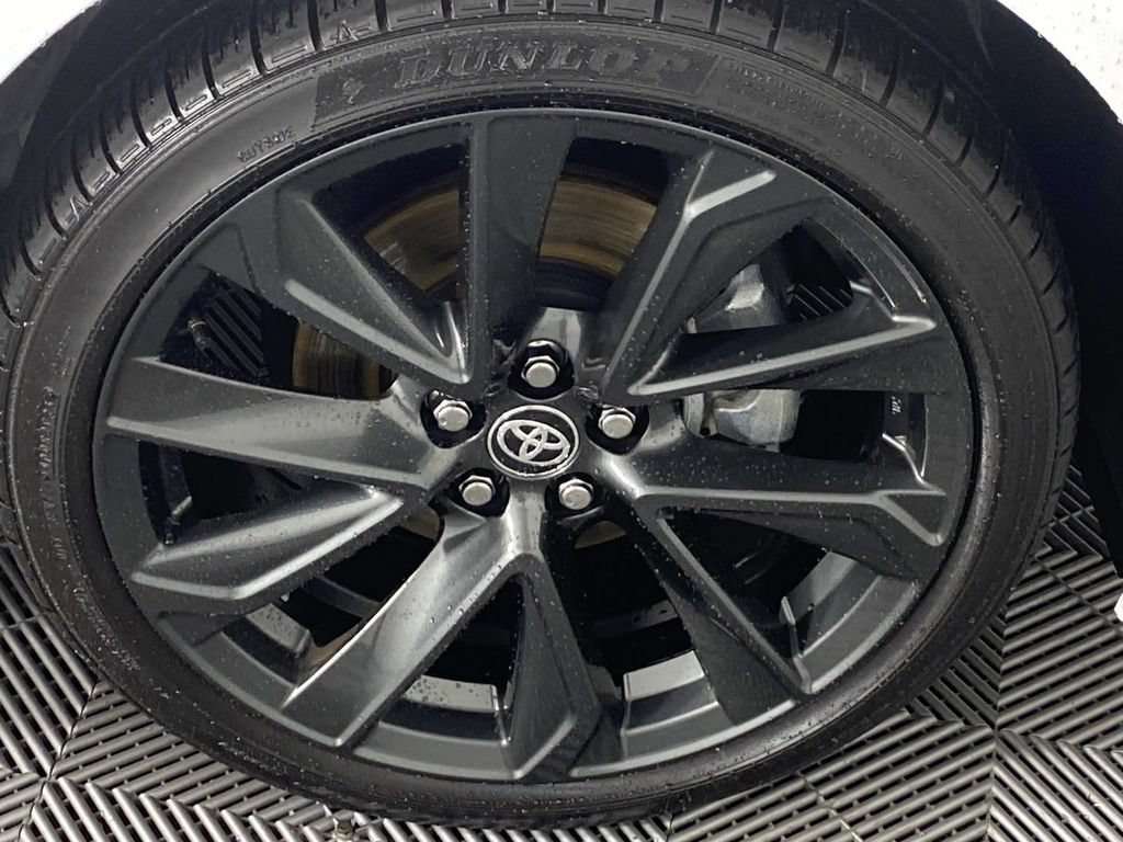 Used 2026 Toyota Corolla SE w/ SE Package FWD image 29