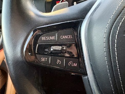 Used 2021 BMW 530i w/ Convenience Package image 16