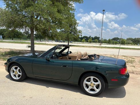 Used 1999 MAZDA MX-5 Miata RWD image 48