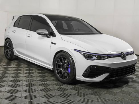 Used 2022 Volkswagen Golf R AWD/4WD image 10
