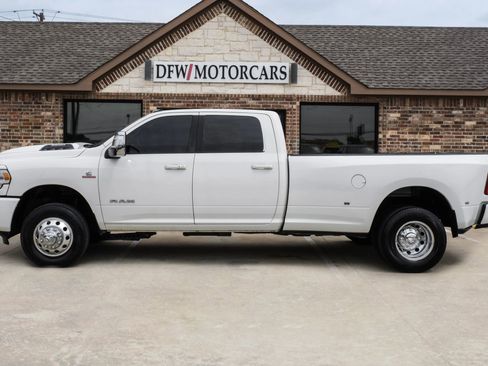 Used 2024 RAM 3500 Laramie w/ Sport Appearance Package AWD/4WD image 7