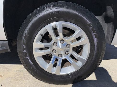 Used 2020 Chevrolet Tahoe LT image 46