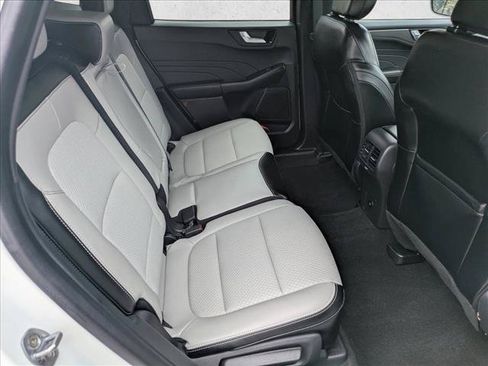 Used 2024 Ford Escape SE FWD image 18