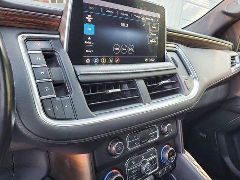 Used 2021 Chevrolet Tahoe High Country w/ Premium Package image 32