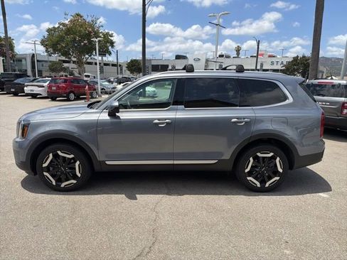 Used 2024 Kia Telluride S w/ S Sunroof Package FWD image 4