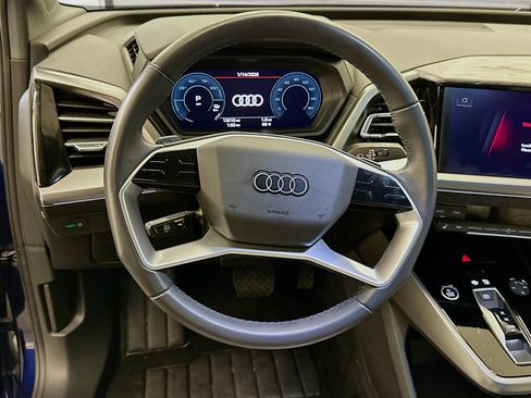 Used 2024 Audi Q4 e-tron Premium image 18