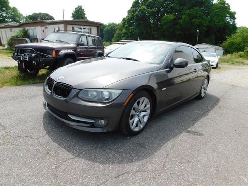 Used 2011 BMW 328i Coupe RWD image 3