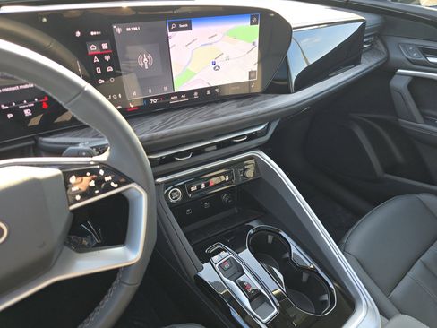 New 2025 Audi Q5 Premium image 24