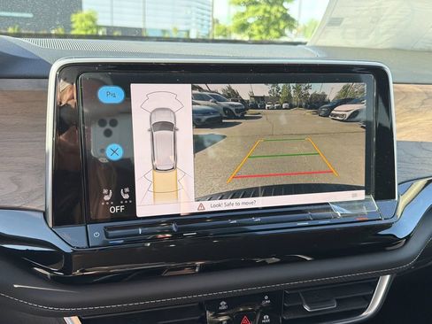 New 2026 Volkswagen Atlas SE FWD image 30