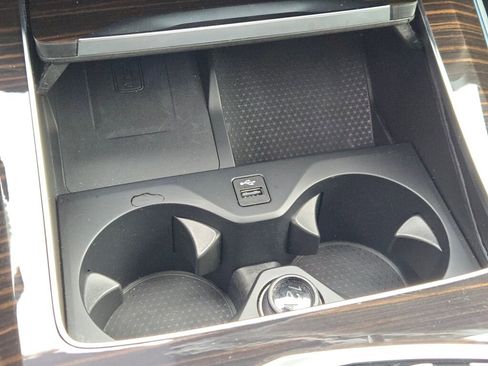 Used 2025 BMW X5 xDrive50e image 27