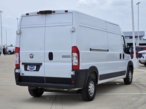 Used 2025 RAM ProMaster 2500 w/ Convenience Group FWD image 7