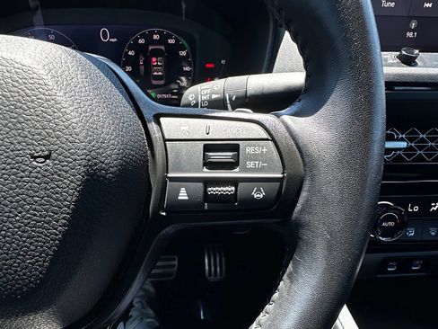 Used 2023 Honda Accord Sport image 29