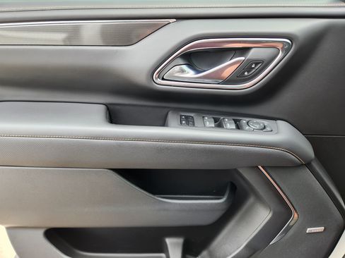 Used 2023 GMC Yukon AT4 AWD/4WD image 24