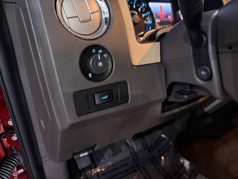 Used 2014 Ford F150 XLT w/ Equipment Group 302A Luxury RWD image 13