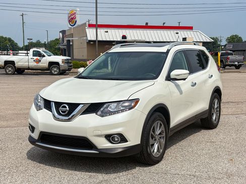 Used 2015 Nissan Rogue SL w/ SL Premium Package FWD image 5