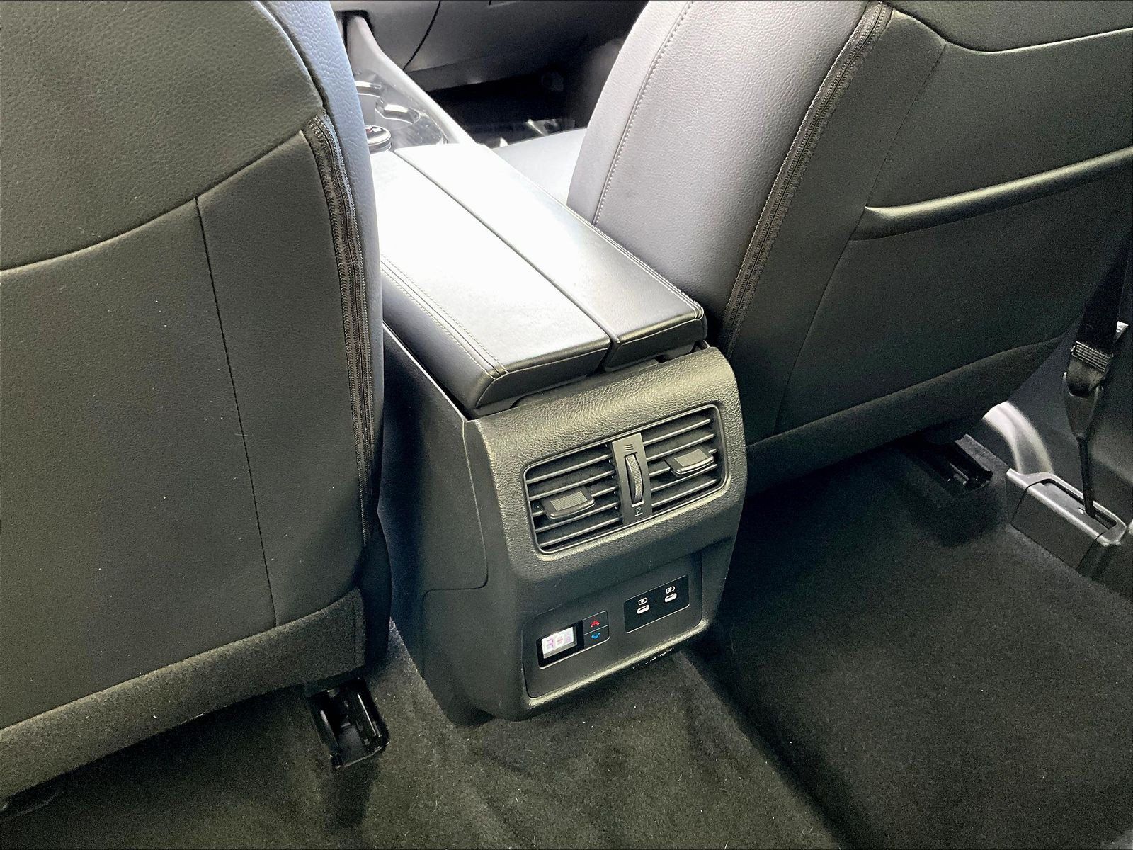 Certified 2025 Nissan Rogue SL w/ Tech Package AWD/4WD image 13