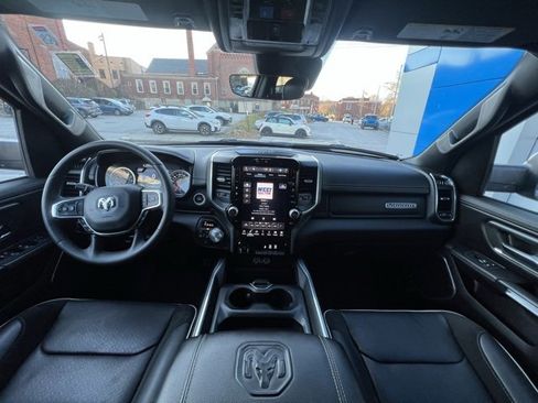 Used 2025 RAM 1500 Laramie image 26