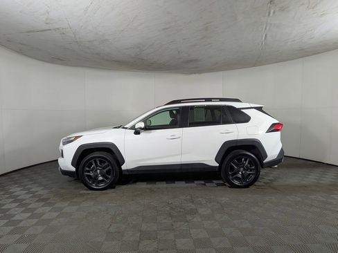 Used 2024 Toyota RAV4 Adventure image 3