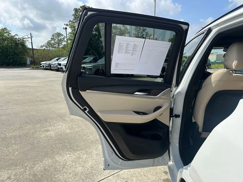 Used 2023 BMW X3 sDrive30i w/ M Sport Package image 26