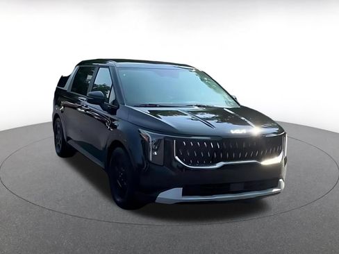 Used 2026 Kia Carnival FWD image 4