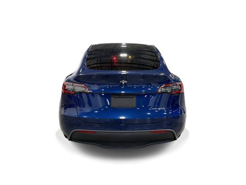Certified 2022 Tesla Model Y Long Range AWD/4WD image 5