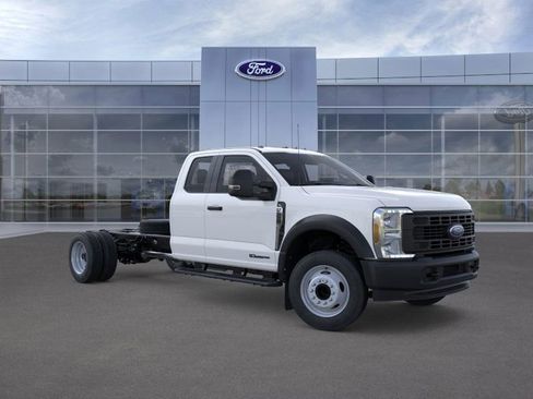 New 2026 Ford F550 image 7