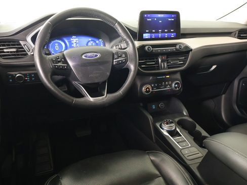 Used 2020 Ford Escape SE Sport FWD image 2