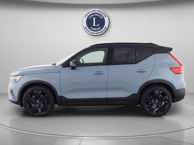 New 2026 Volvo XC40 B5 Core w/ Climate Package AWD/4WD image 6