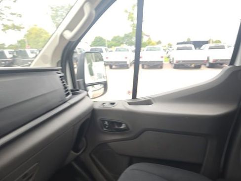 Used 2025 Ford Transit 250 Low Roof w/ Exterior Upgrade Package RWD image 14