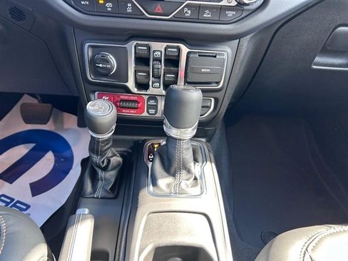 New 2025 Jeep Wrangler Unlimited Rubicon 392 image 16